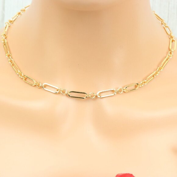 "Minimalist & Elegant Necklace Chain – Perfect for Women & Girls | UNVRC1531 - Picture 1 of 10